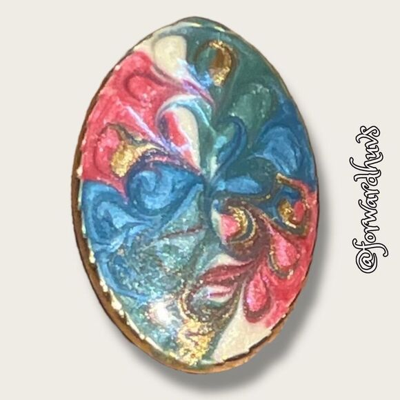 Bundle Sale 3 for $15 | Vintage Oval Enamel Swirl Clip-On Earrings - Picture 7 of 9